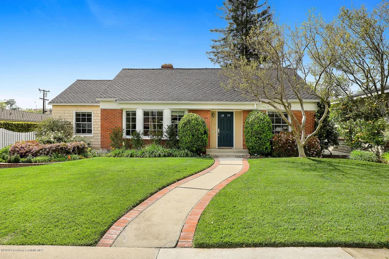 4587 Viro, La Canada Flintridge, CA 91011