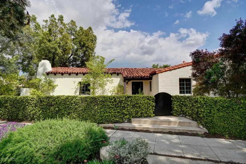 1150 Wotkyns, Pasadena, CA 91103