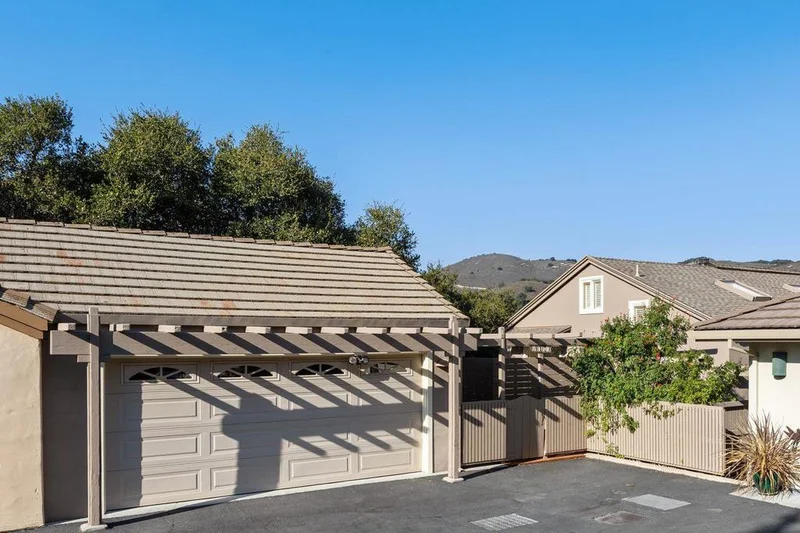 10172 Oakwood Circle, Carmel, CA 93923