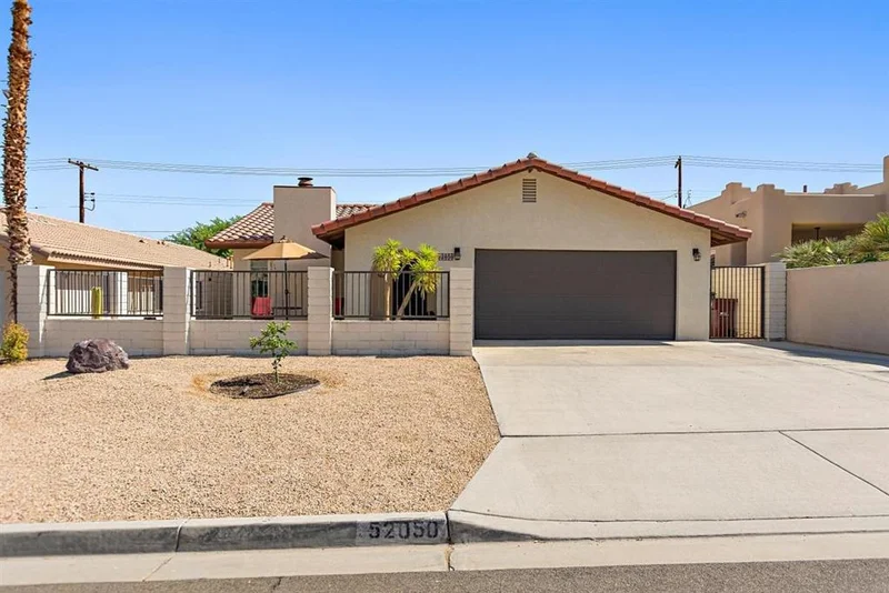 52050 Avenida Obregon, La Quinta, CA 92253