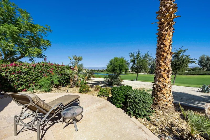 61392 Topaz, La Quinta, CA 92253