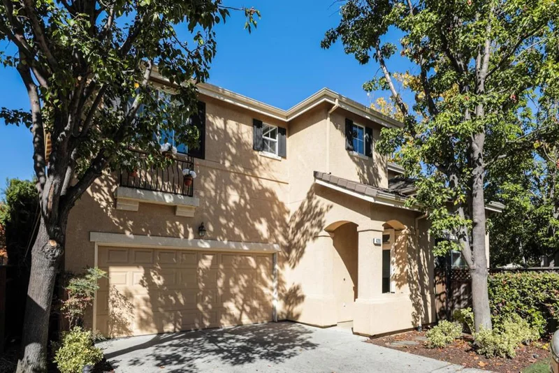 420 Nicholas, Mountain View, CA 94043