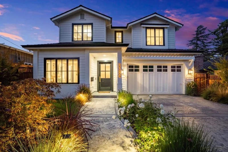 2724 Eaton, San Carlos, CA 94070