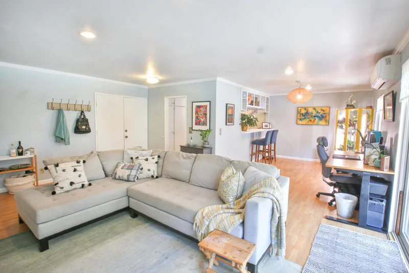 1127 Del Mar #212, Pasadena, CA 91106