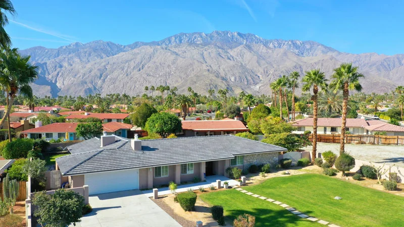 855 Farrell, Palm Springs, CA 92262