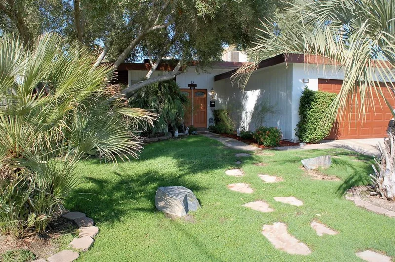 77140 Florida, Palm Desert, CA 92211
