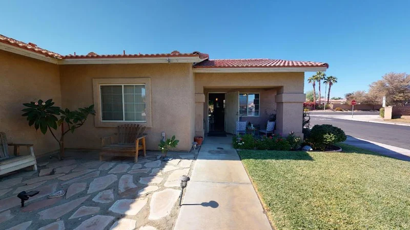 43435 Roebelenii, Indio, CA 92201