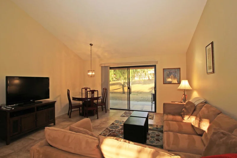 41071 Preston #45-11, Palm Desert, CA 92211