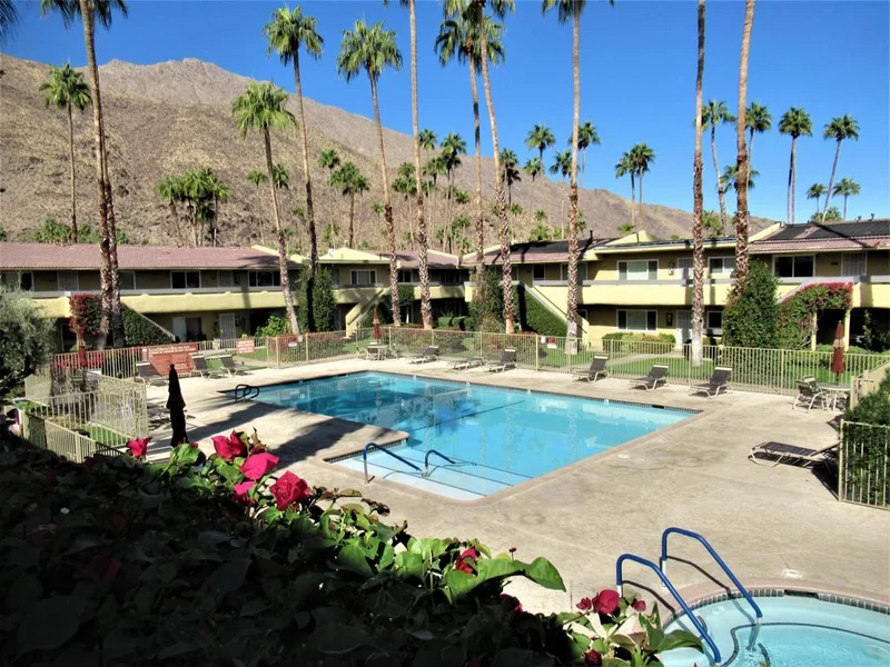1900 Palm Canyon #36, Palm Springs, CA 92264
