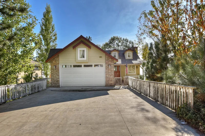 30034 Magic, Running Springs, CA 92382