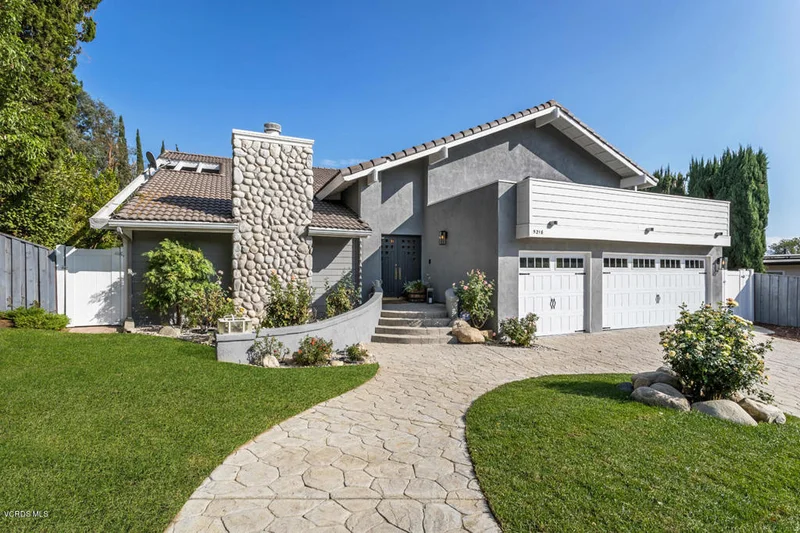 5218 Dantes View, Calabasas, CA 91301