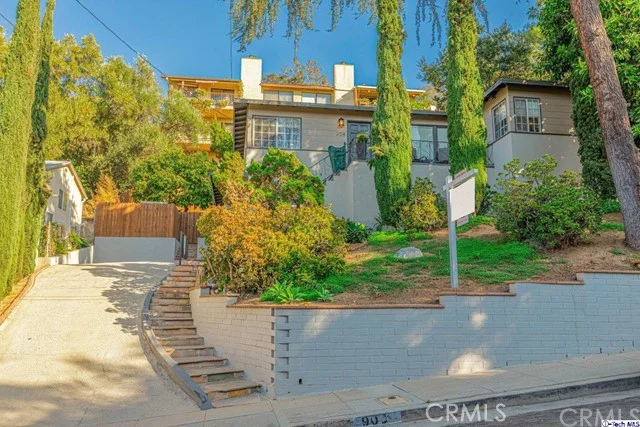 908 Osceola, Glendale, CA 91205