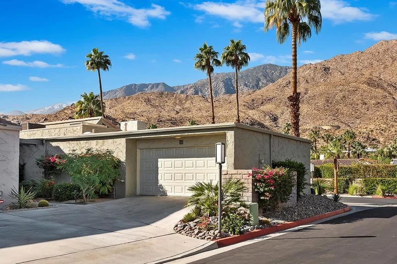 103 Via Huerto, Palm Springs, CA 92264