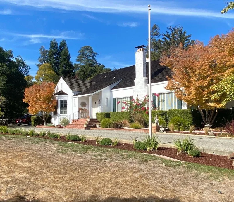 888 Culebra, Hillsborough, CA 94010