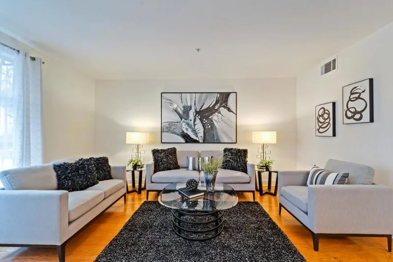 1 Julian #210, San Jose, CA 95112