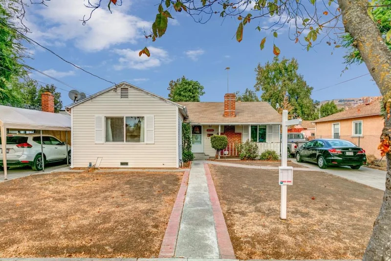114 Marian, San Jose, CA 95127