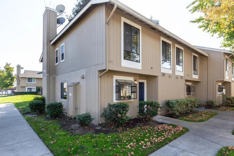 6165 Thornton #D, Newark, CA 94560