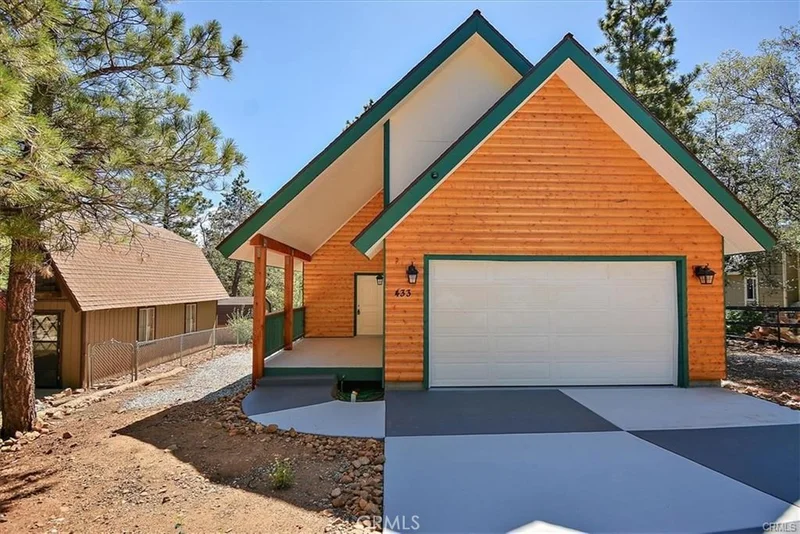 433 Imperial, Sugarloaf, CA 92386
