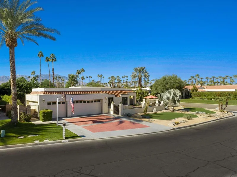 45343 Chocta, Indian Wells, CA 92210