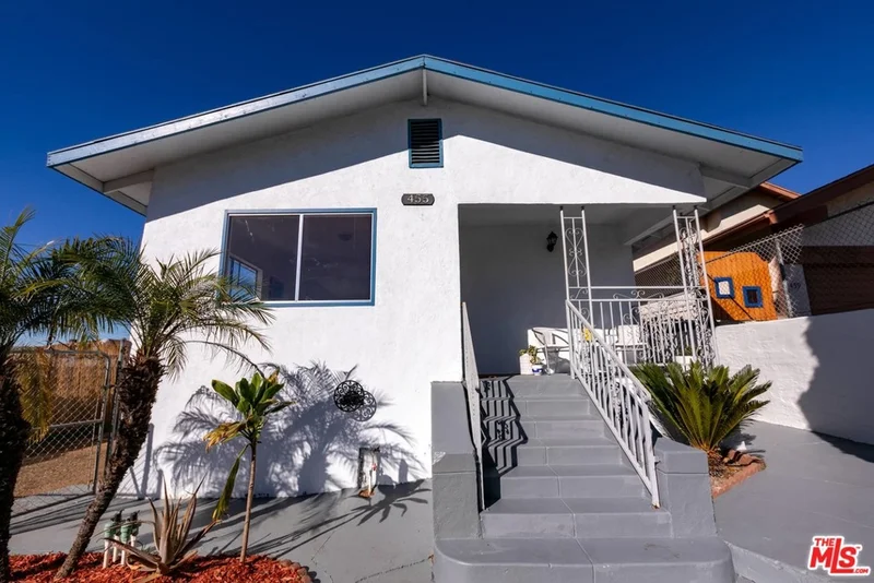 455 Ezra, Los Angeles, CA 90063