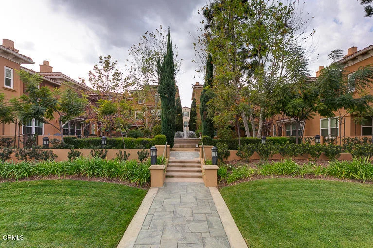 453 Altadena #1, Pasadena, CA 91107