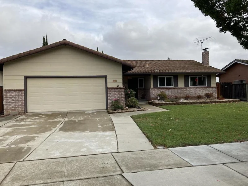 6192 Mcabee, San Jose, CA 95120