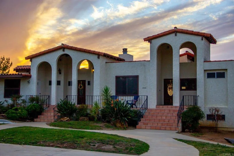 2526 Victoria, Alpine, CA 91901