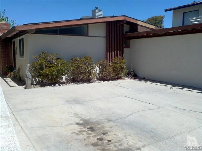 1137 Bath, Ventura, CA 93001
