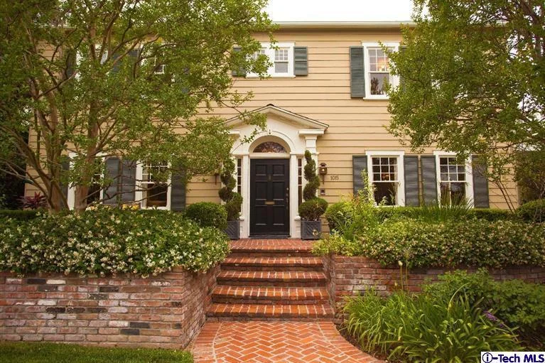 1015 Oak Knoll, Pasadena, CA 91106