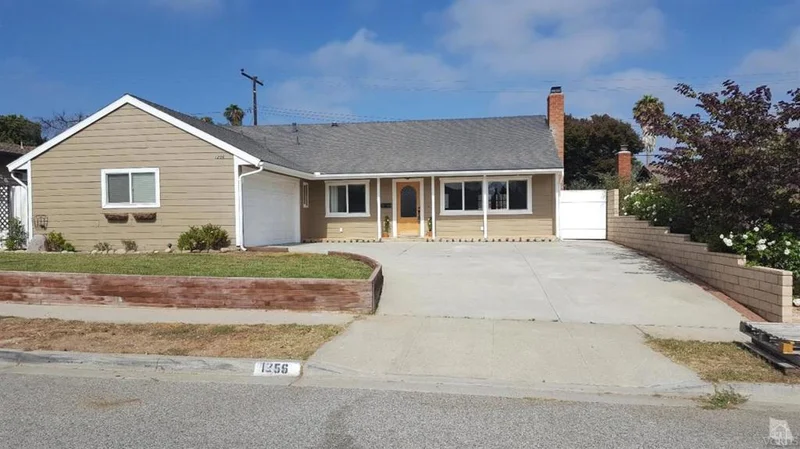 1256 Owens, Ventura, CA 93004