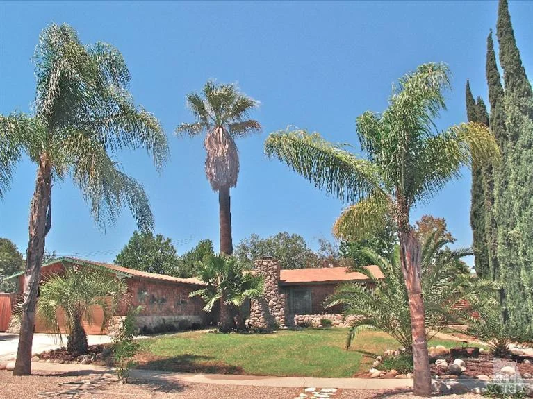 905 Holly Knoll Drive, Oak View, CA 93022