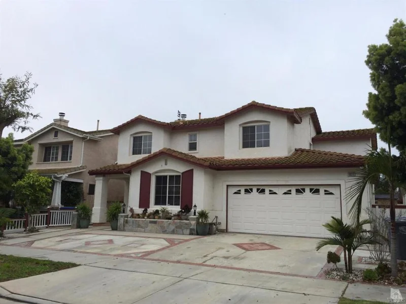 1035 Rosalinda, Oxnard, CA 93030