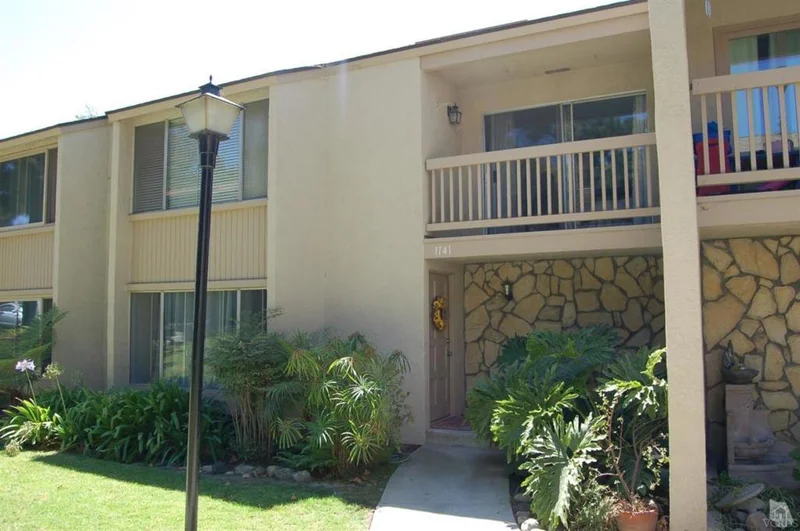 1141 Badger, Ventura, CA 93003