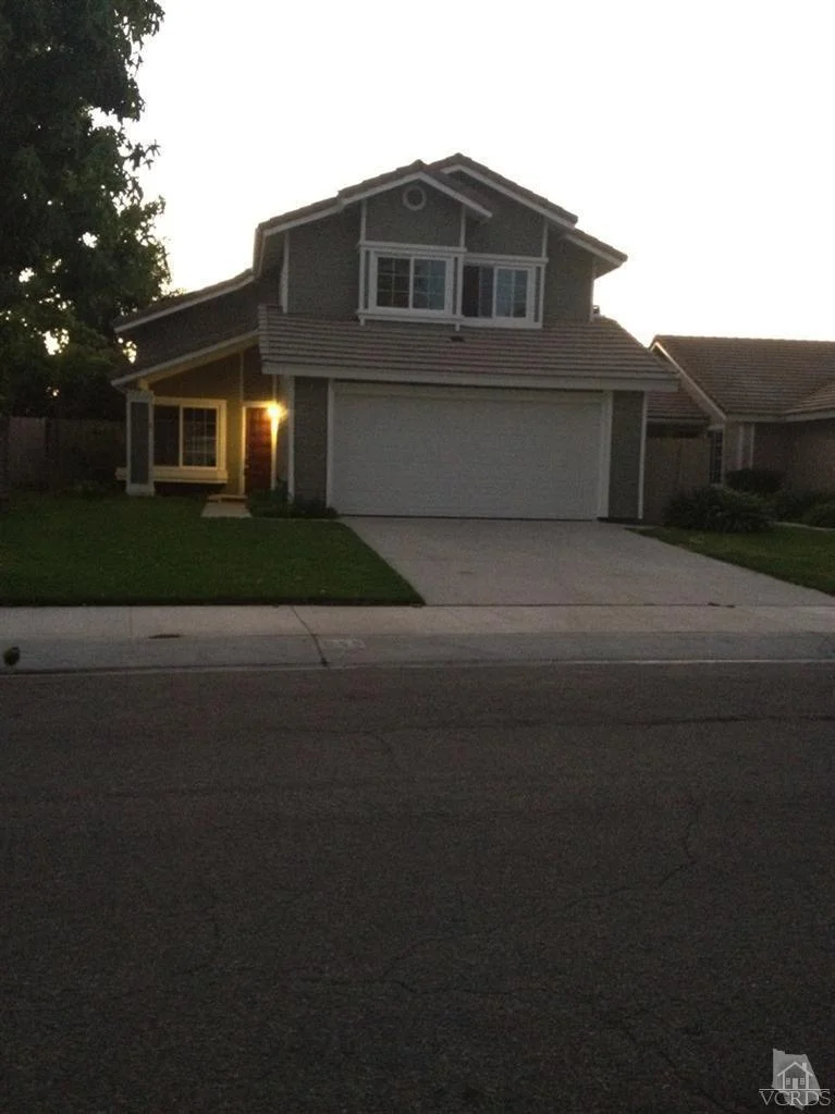255 Calle Tamega, Camarillo, CA 93012