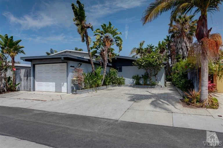1047 Bangor, Ventura, CA 93001
