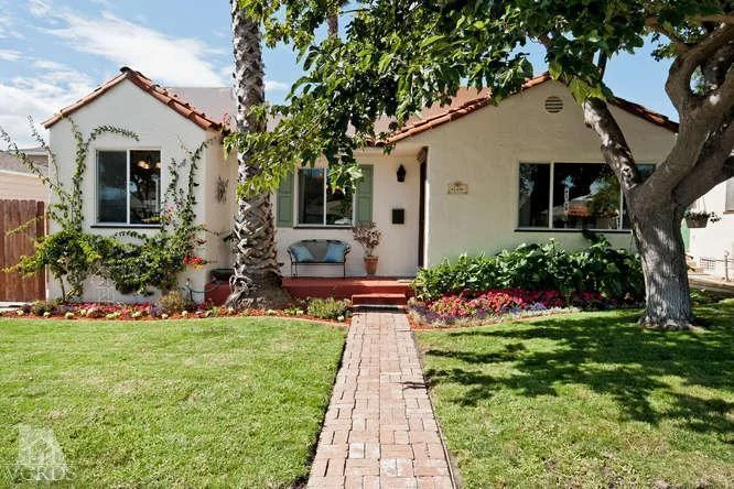549 Howard, Ventura, CA 93003