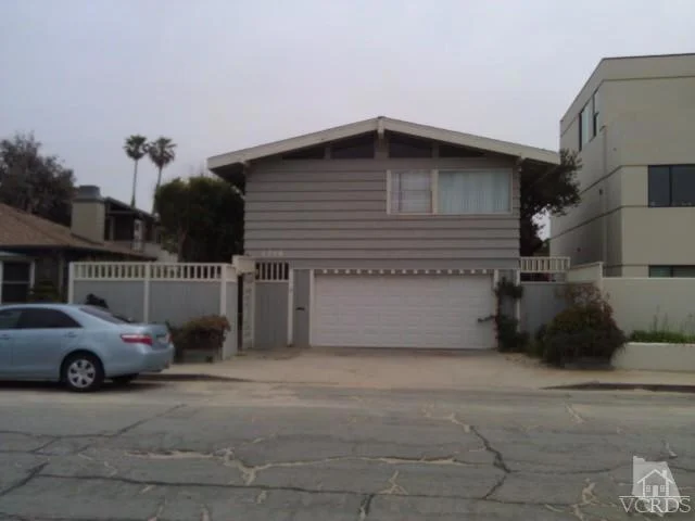 1248 Marthas Vineyard, Ventura, CA 93001