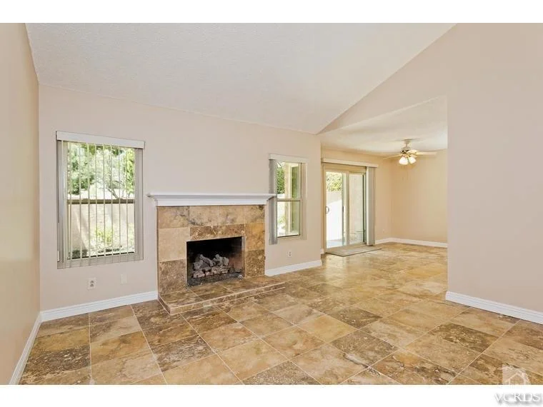 863 Murdoch, Ventura, CA 93003