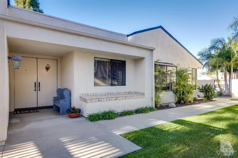 881 Garnet, Ventura, CA 93004