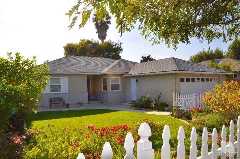 119 Saint Pauls, Ventura, CA 93003