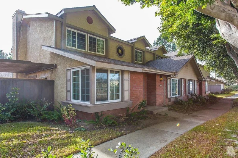 8728 North Bank, Ventura, CA 93004