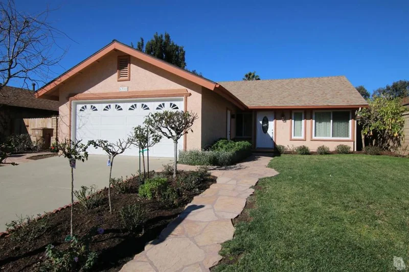 6311 Calle Bodega, Camarillo, CA 93012