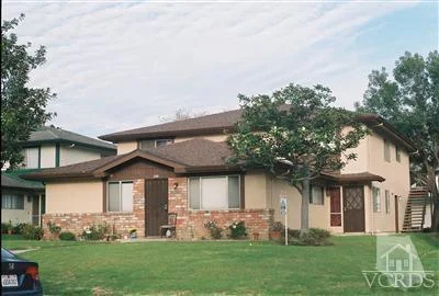 1176 Chalmette, Ventura, CA 93003