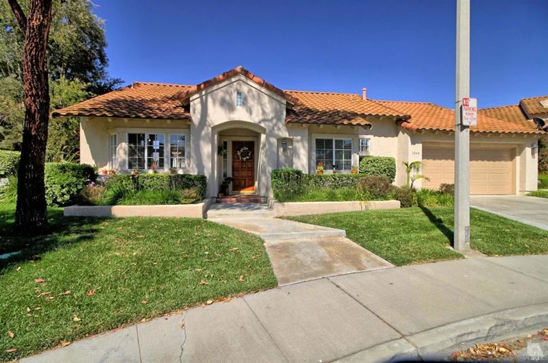 1048 Corte La Brisa, Santa Paula, CA 93060