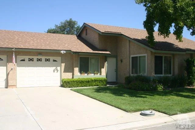 42037 Village 42, Camarillo, CA 93012