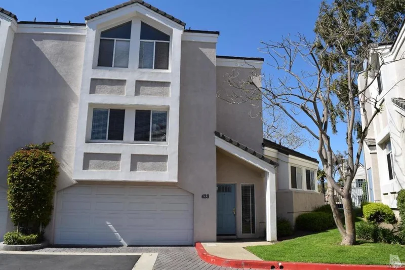 429 4th, Port Hueneme, CA 93041