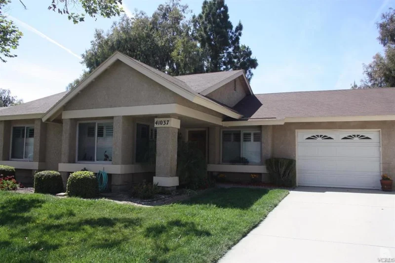 41037 Village 41, Camarillo, CA 93012