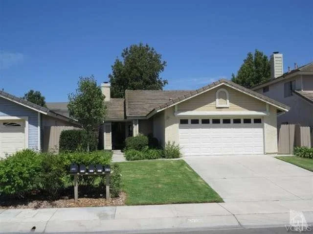 5221 Via Calderon, Camarillo, CA 93012
