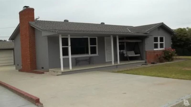 1247 Ojai, Santa Paula, CA 93060