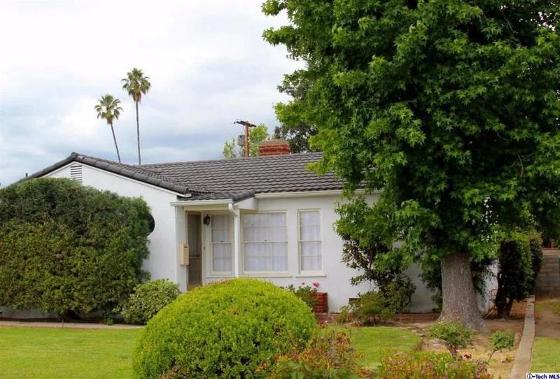 8467 Doris, San Gabriel, CA 91775